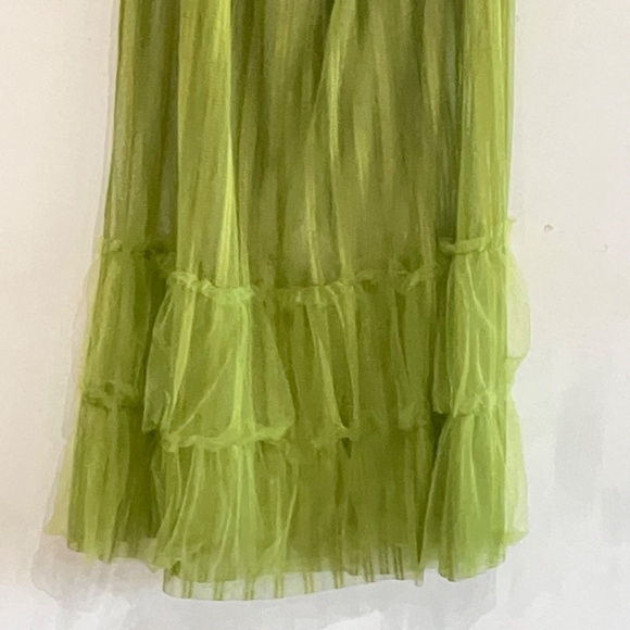 Lime green lace summer dress - Picture 5 of 9